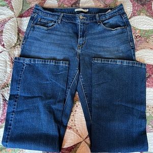 515 Levi Bootcut Jeans